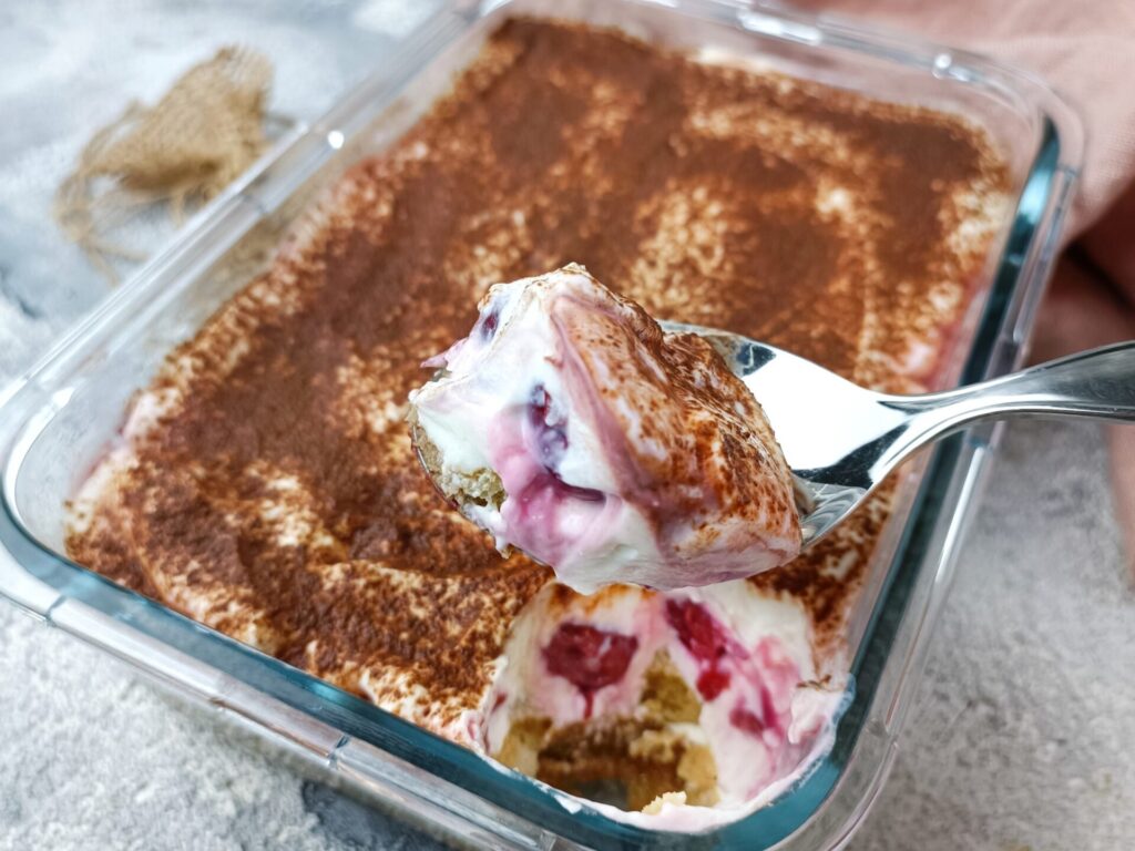 Kalorienarmes Tiramisu Kirschen